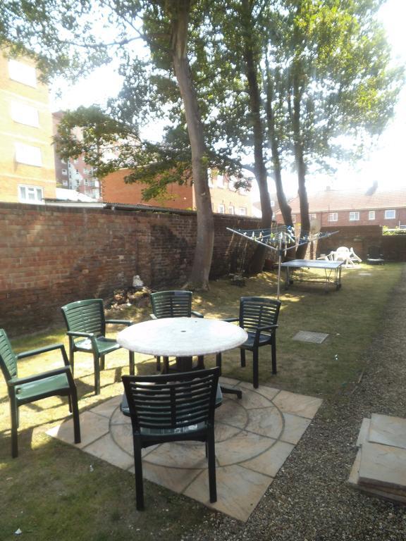 Quayside Close Holiday Apartments Poole Zimmer foto